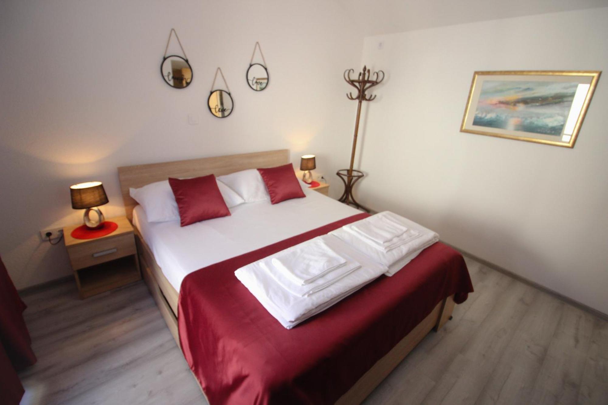 Villa Deny Mostar - With Free Parking Ngoại thất bức ảnh