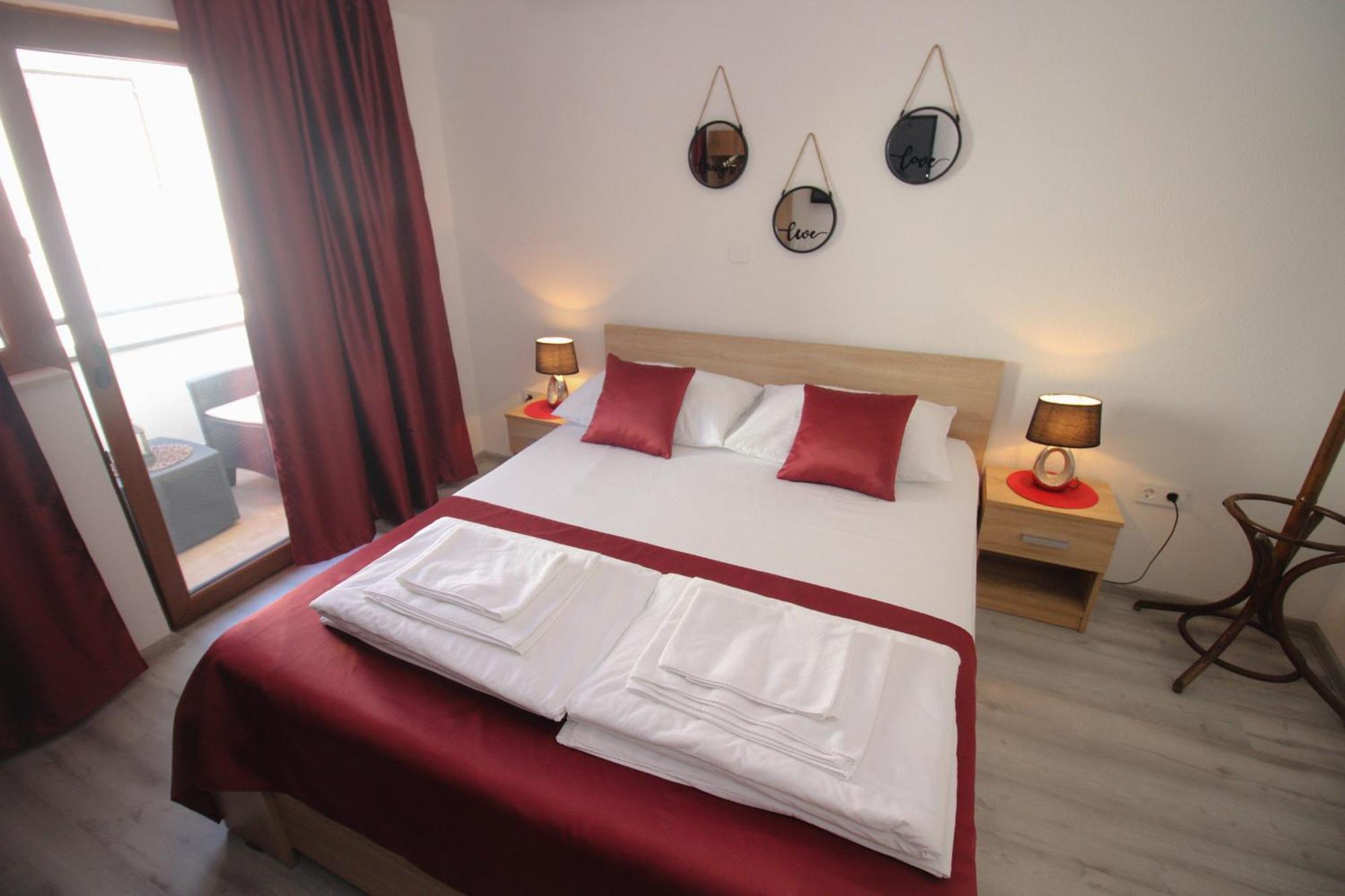 Villa Deny Mostar - With Free Parking Ngoại thất bức ảnh