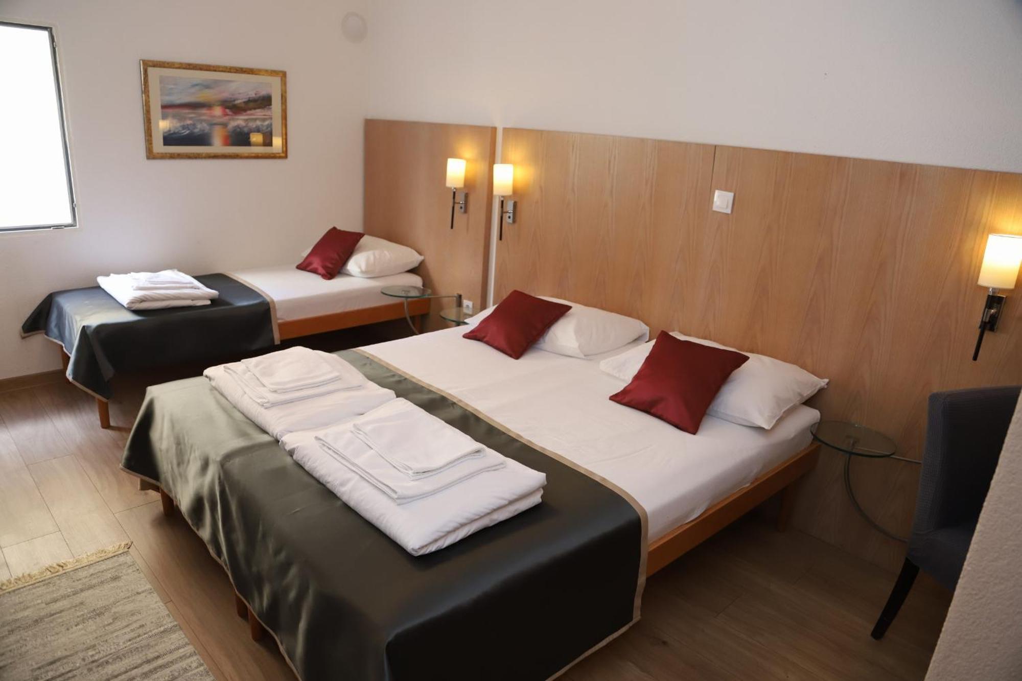 Villa Deny Mostar - With Free Parking Ngoại thất bức ảnh
