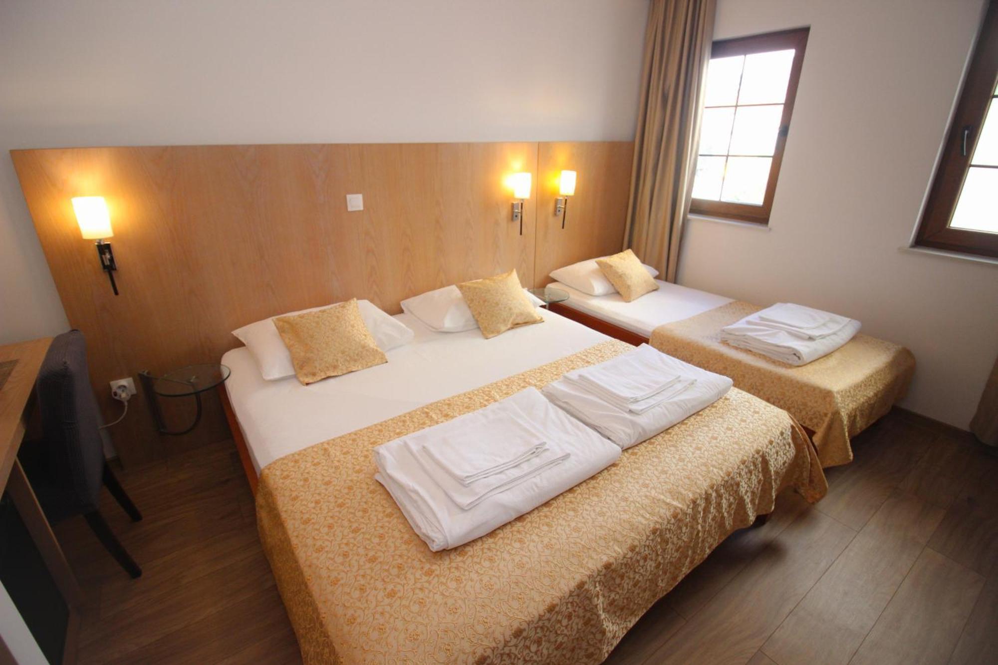 Villa Deny Mostar - With Free Parking Ngoại thất bức ảnh